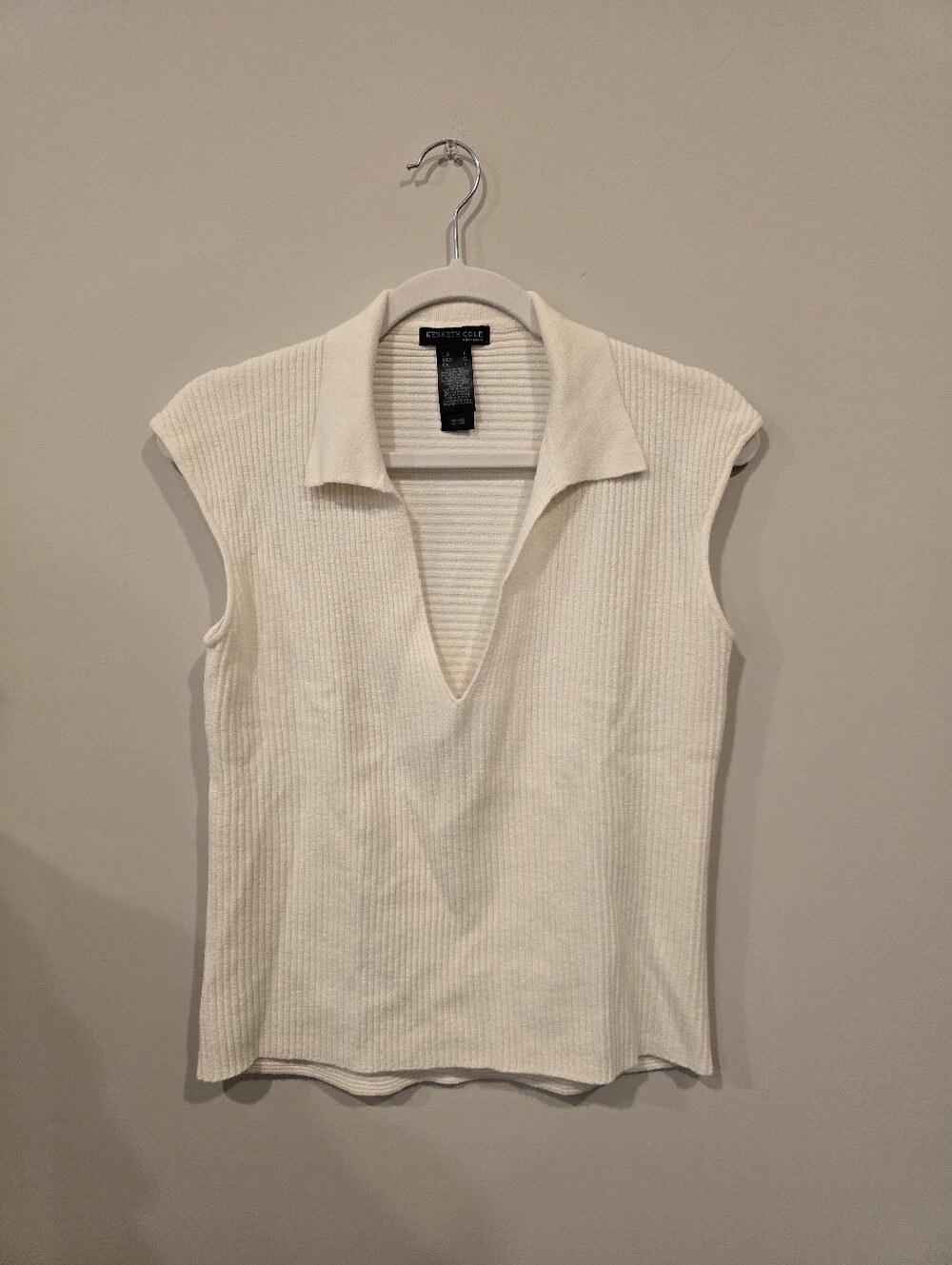 Kenneth Cole Ivory Ribbed Sleeveless Polo V-Neck Tank
